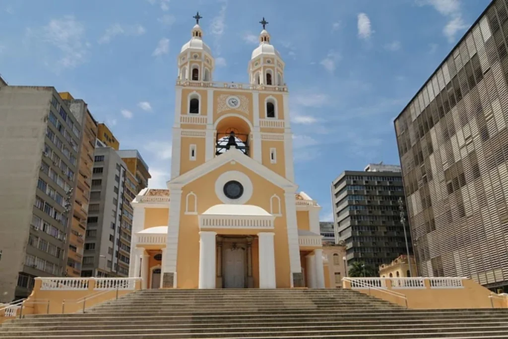 O que fazer em Florianópolis indo à catedral