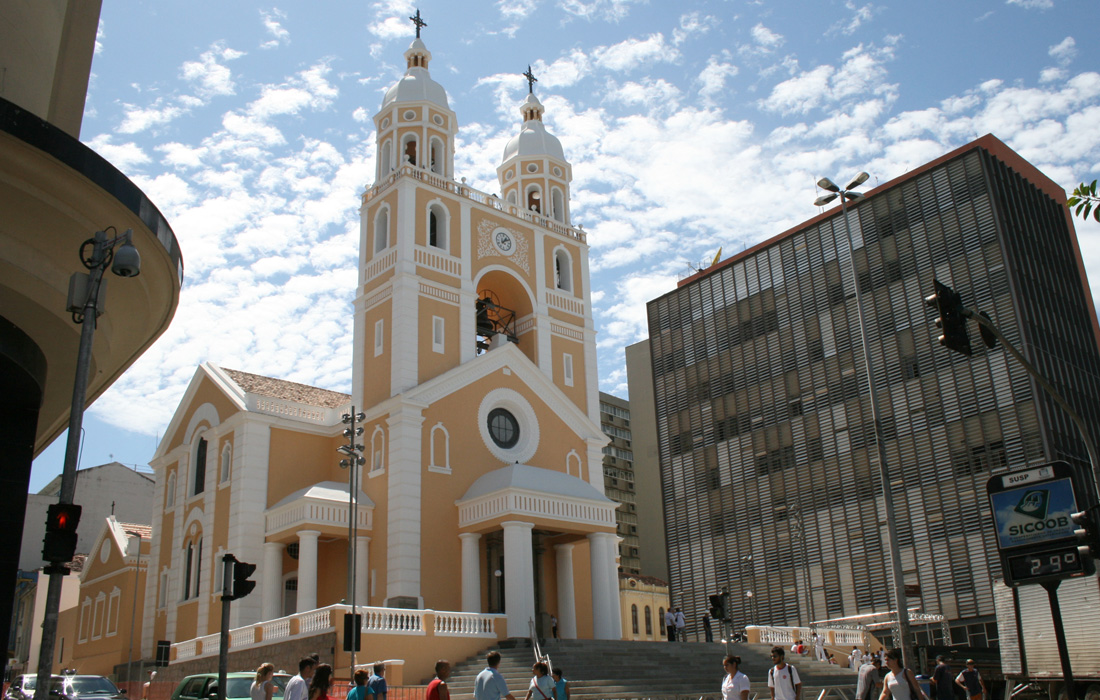 imagem da catedral metropolitana de florianópolis