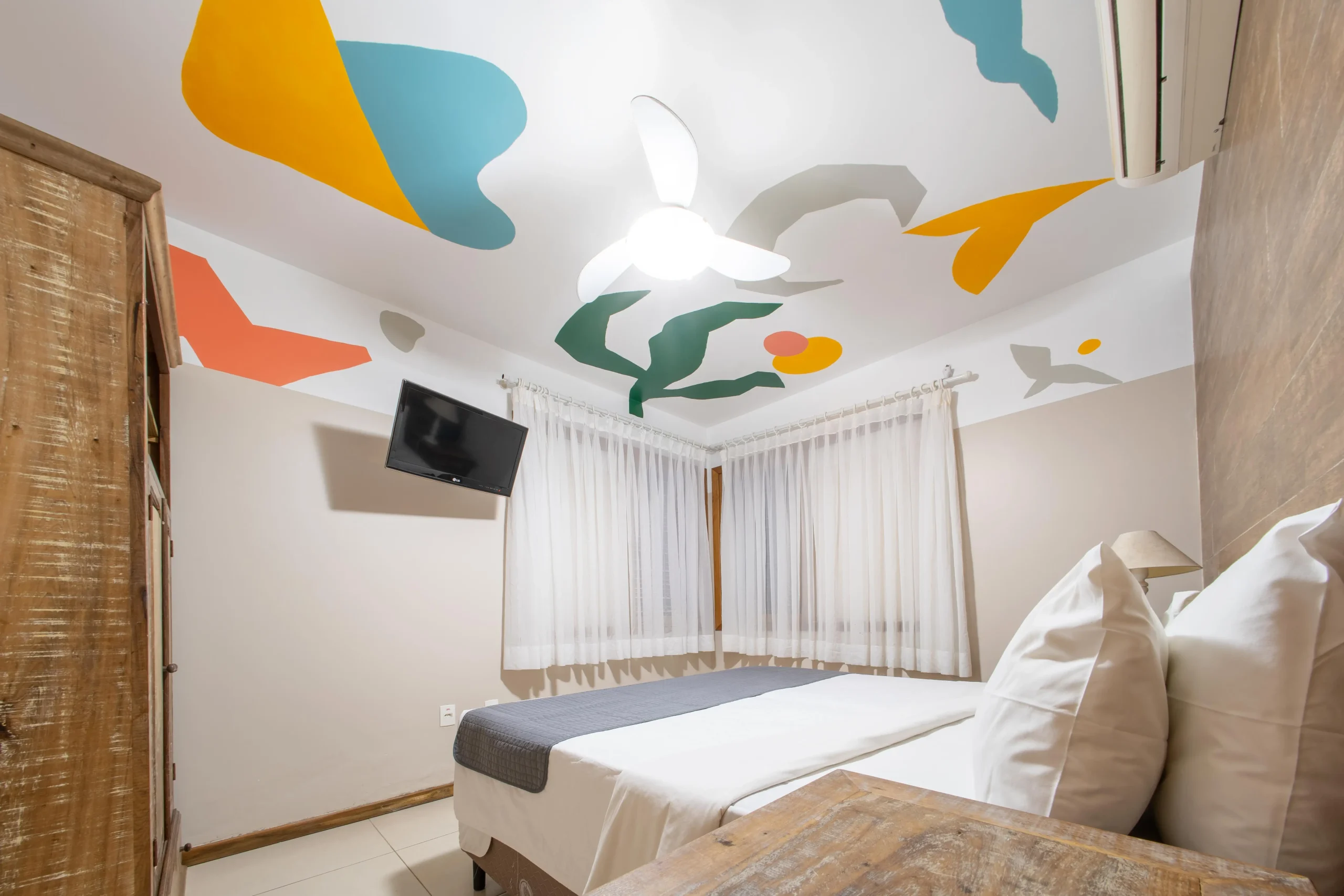 Imagem de quarto casal do apartamento de 1 quarto do Bossa Jurerê Hotel.