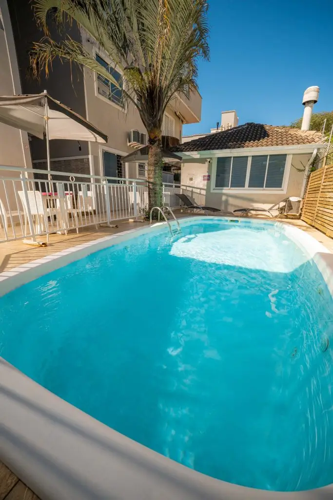 Imagem da piscina do Bossa Jurerê Hotel